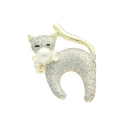 Broszka kot perła cyrkonie